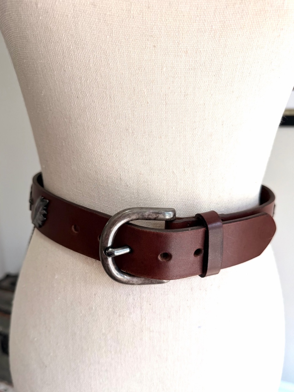 Bogner Brown Leather Leaf Belt XXS 28 Silver Leaf Studs Made in USA
